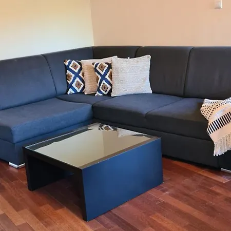 Apartment Morskie Oko & *